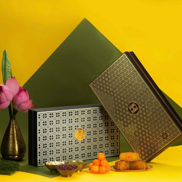 Bánh trung thu Madame Hương quận Long Biên