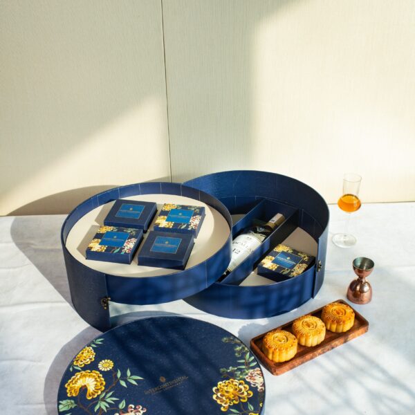 Bánh trung thu khách sạn InterContinental Hanoi Landmark72