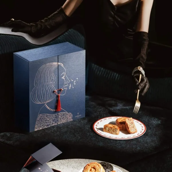 Bánh trung thu khách sạn Capella Hà Nội 2023