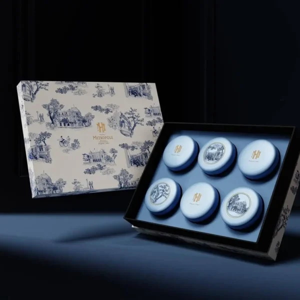 Bánh trung thu khách sạn Metropole 2023