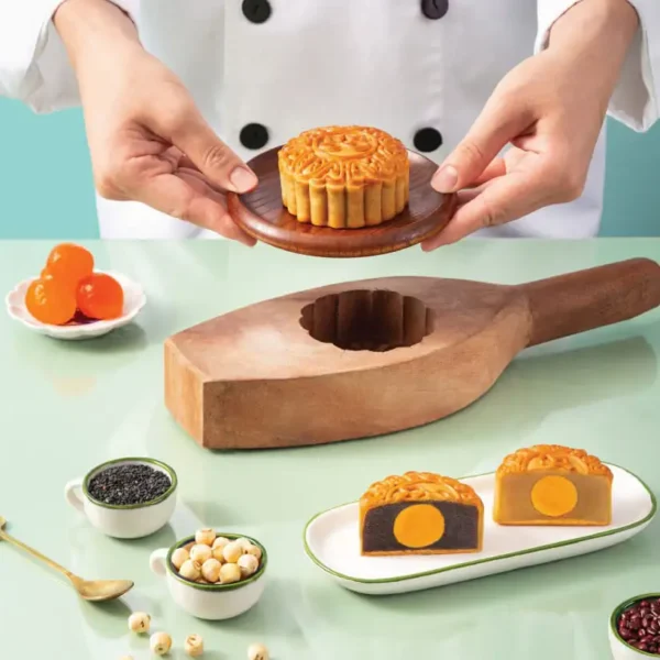 Bánh trung thu khách sạn Hà Nội 2024