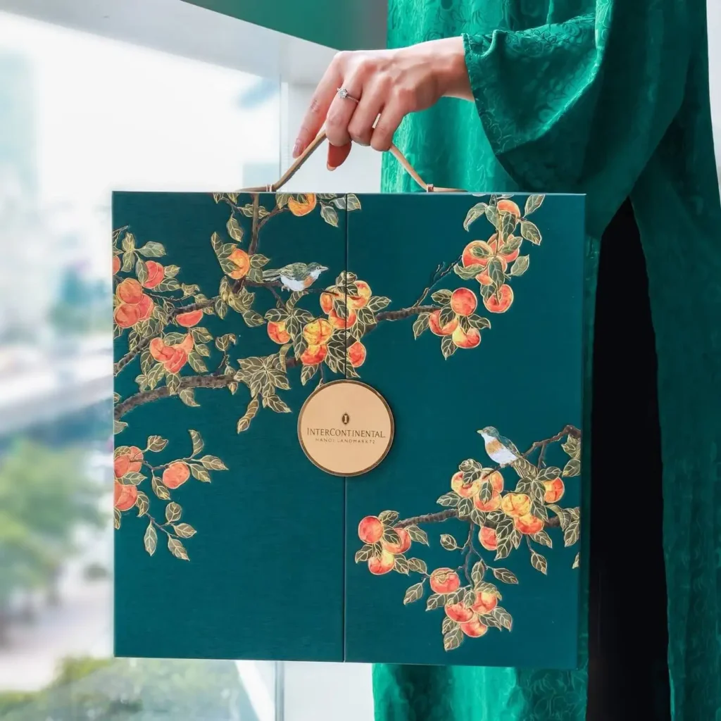 Bánh trung thu khách sạn InterContinental Hà Nội 2024 hộp Thượng hạng