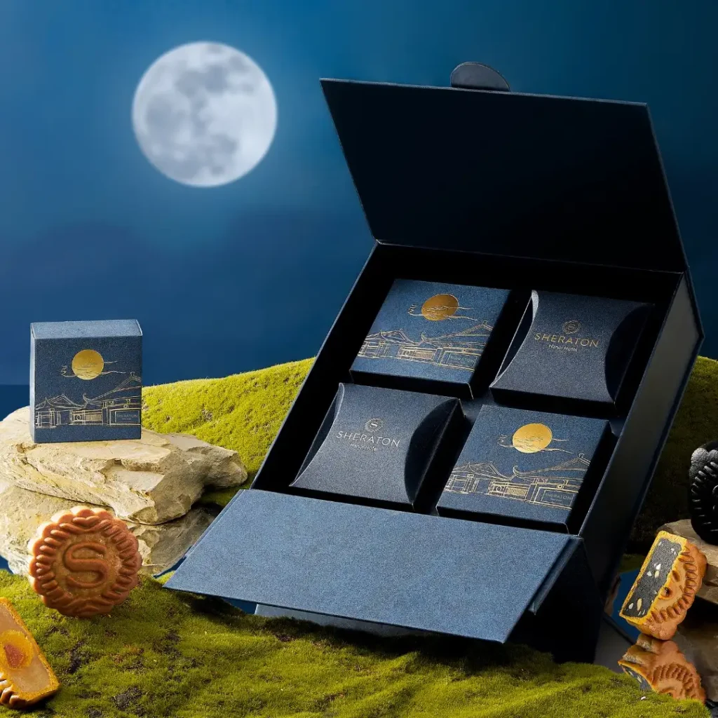 Bánh trung thu khách sạn Sheraton 2024 Hộp Moonlit