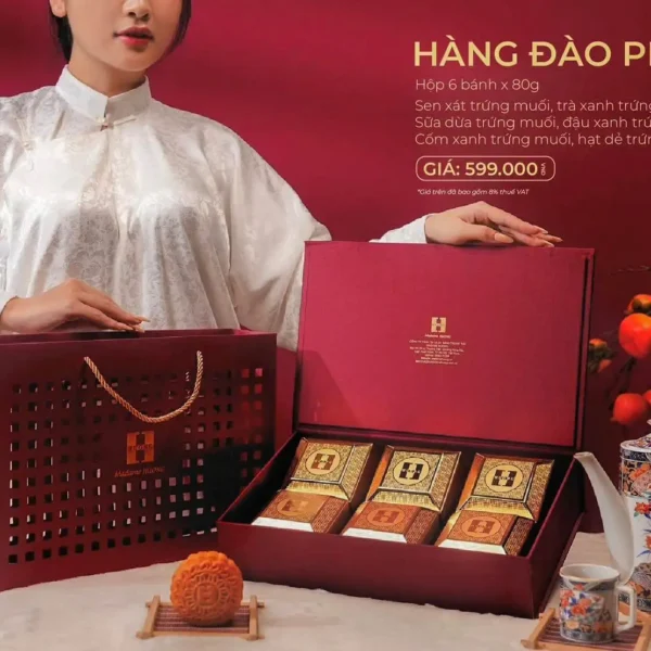Bánh trung thu Madame Hương 2024 hộp Hàng Đào Phố