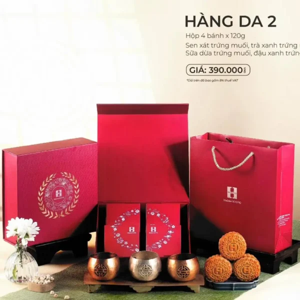 Bánh trung thu Madame Hương 2024 hộp Hàng Da 2