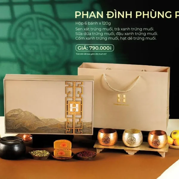 Bánh trung thu Madame Hương 2024 hộp Phan Đình Phùng Phố