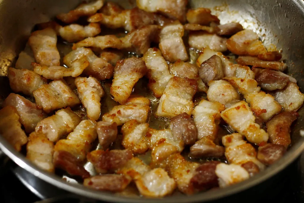 Cách làm thịt heo cháy cạnh cực ngon dễ làm, hao cơm phải biết