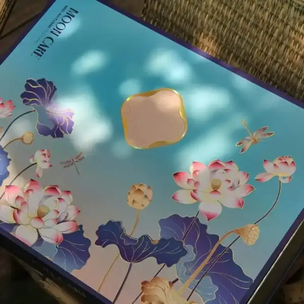 Bánh trung thu Yên Vân 2025 hộp Sen Phú Quý (1)