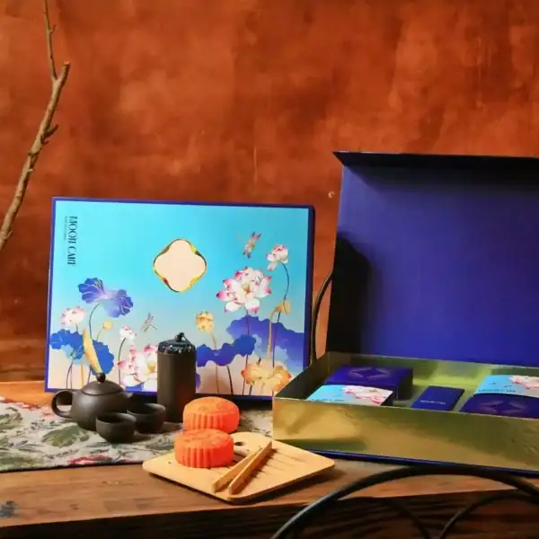 Bánh trung thu Yên Vân 2025 hộp Sen Phú Quý (2)